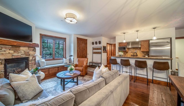 Update 3 bedroom a few blocks from the heart of Aspen!