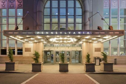 Updated 1BR Apartment with Easy Access to New York