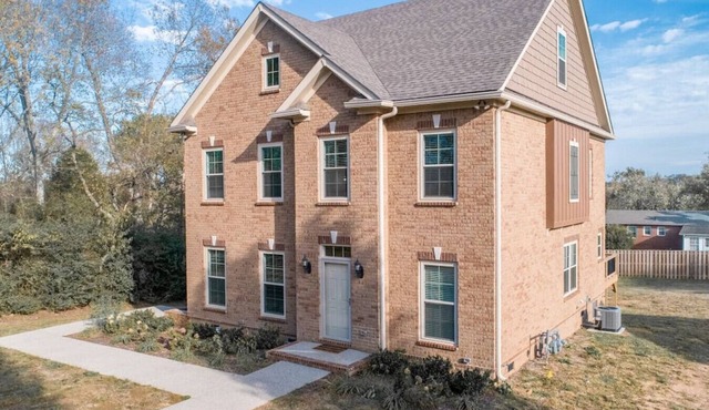 Updated 2BR | Safe, Central Location