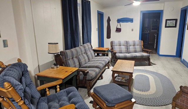 Updated 2BR Work or Fun Ready North Hwy 33