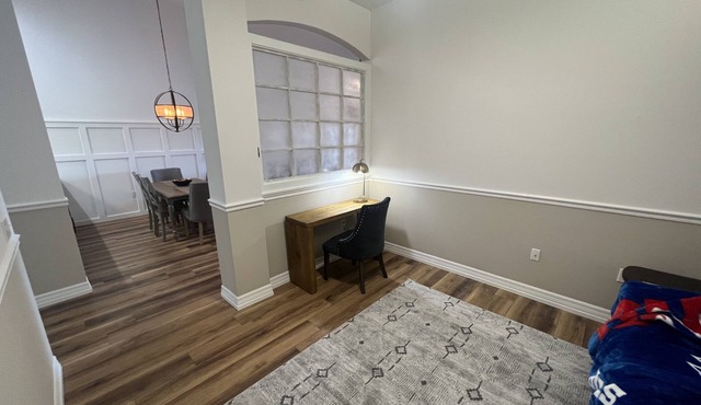 Updated 2nd Floor Condo 10 miles from Siesta Key Beach