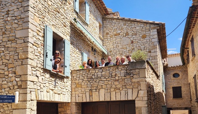 Updated 3-bedroom village house in center of medieval Sablet with cool AC breeze