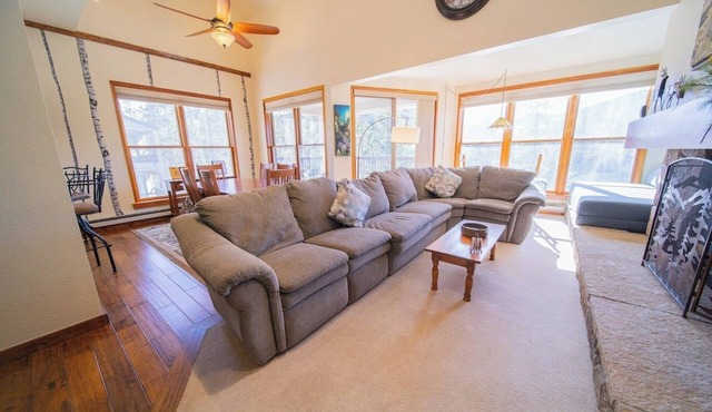 Updated 3B Perfect for Families, On Shuttle Route