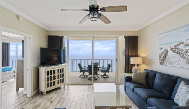 Updated 3BR 2BA Boardwalk condo with a HUGE Gulf-Front Master Bedroom!