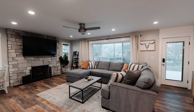 Updated 4/3-bedroom 2-Bath house in welcoming South Ogden