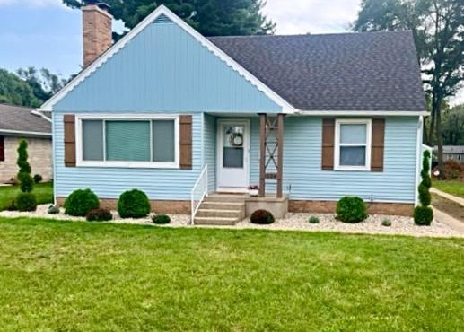 Updated 4-Bedroom Craftsman Home Close To ND!