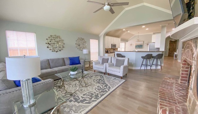 UPDATED 4 BR Home-Argyle Area-24 Min to DFW AIRPORT!