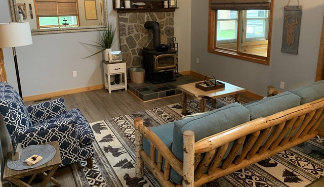 Updated 4 Season ADK Cabin in Speculator, NY