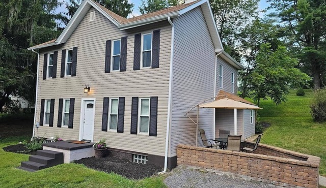 Updated 4BR, 3 BA Farmhouse w/Bonus Room – Walk to trails