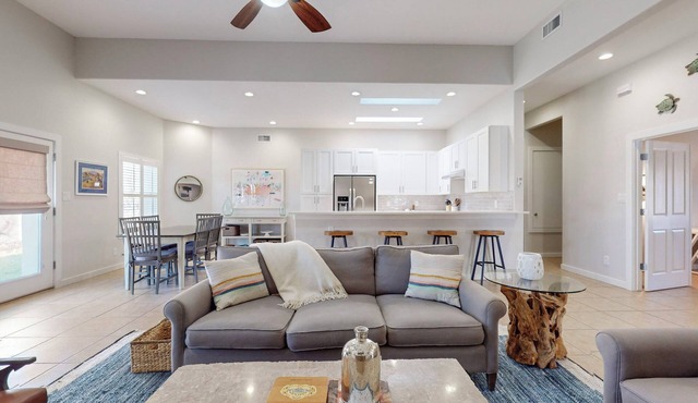 Updated and Well Stocked Albuquerque Home in a Lovely and Quiet Neighborhood!