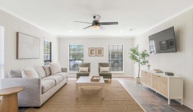 Updated & centrally located 3 Bed