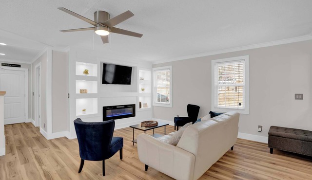 Updated, Coffee Bar, 4 TVs, Minutes To I20 & I26