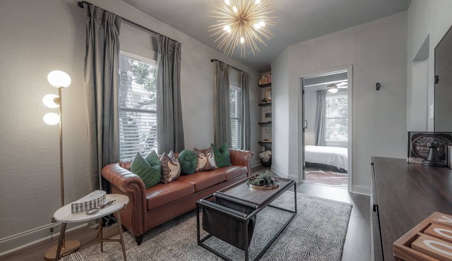 Updated Condo in Heart of Tampa 1569