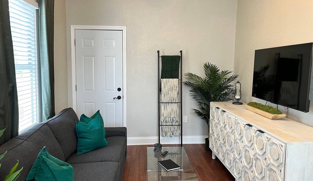 Updated Condo in Heart of Tampa 1578