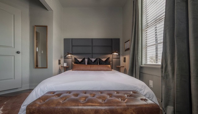 Updated Condo in Heart of Tampa 1569