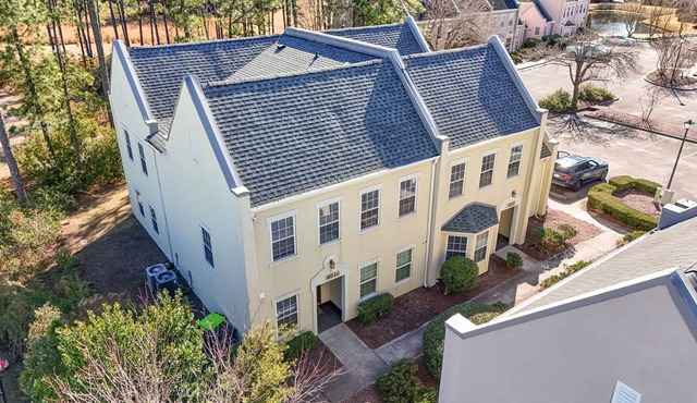 Updated Condo in Legends Resort