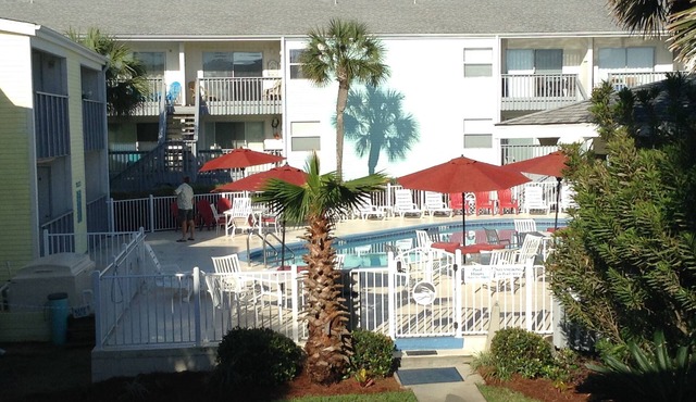 Updated Condo on Beautiful Pensacola Beach!