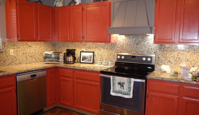 Updated Cottage on 6+ wooded acres, Horse setup, RV Hookups, Secluded not remote