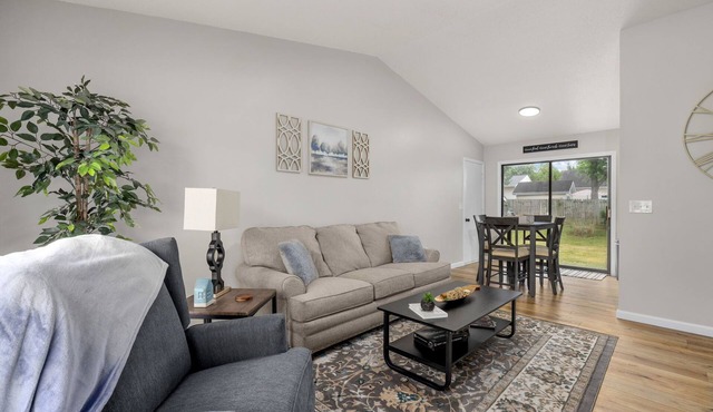 Updated & Cozy 3 BDR Home