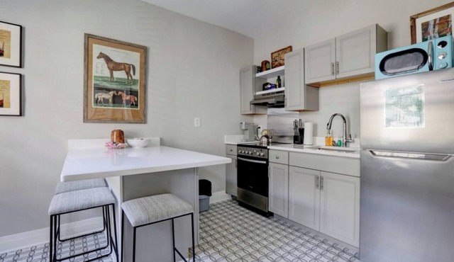 Updated Cozy Apt/Short Drive to Bourbon Tours