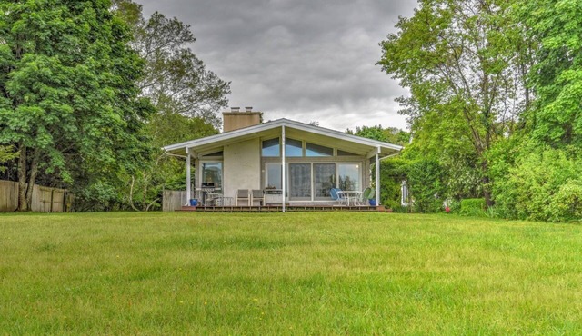 Updated Eat-In Kitchen, Patio with Gas Grill, Near Farmer's Market