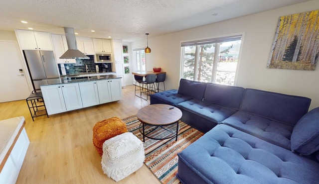 Updated End Unit In Town! Walk to Coffee, Dining. Easy Drive to 6 Ski Areas