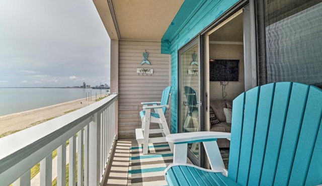 Updated Front Beach Condo with Resort Amenities!