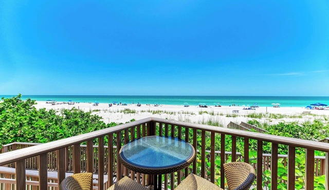 UPDATED GULFFRONT TOWNHOME - Hidden Cove of Anna Maria