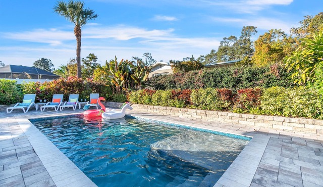 Updated! Heated Pool! Near Beach! Grill, Parking, Outdoor Oasis! ~ Rosemary's Hacienda