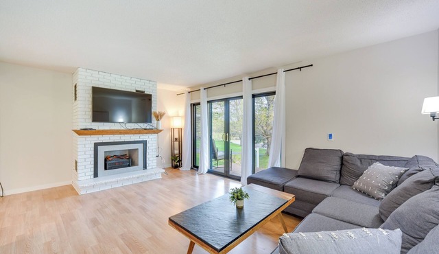 Updated Hermantown Vacation Rental 6 Mi to Duluth!