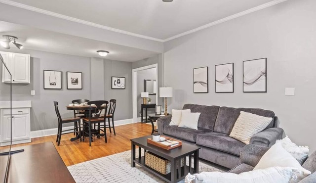 Updated Historic 2BR Walk to Glenwood South &Fletcher Park