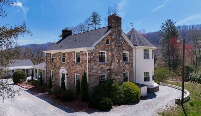 Updated Historic House in Peaceful Garden Setting