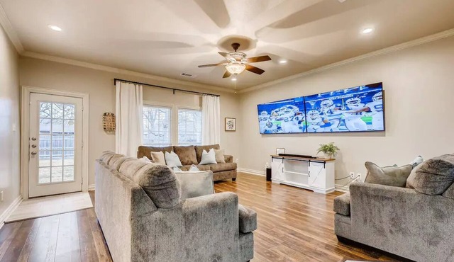 Updated Historical Downtown Home in Wylie