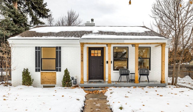 Updated Home in Sugarhouse with Loft and Hot Tub. Short Drive to Ski Resorts!