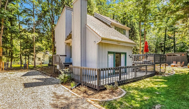 Updated home with private hot tub, firepit & outdoor space - near Warren Dunes