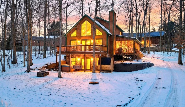 Updated in 2026 Barrel Sauna/Hot Tub, GameRoom