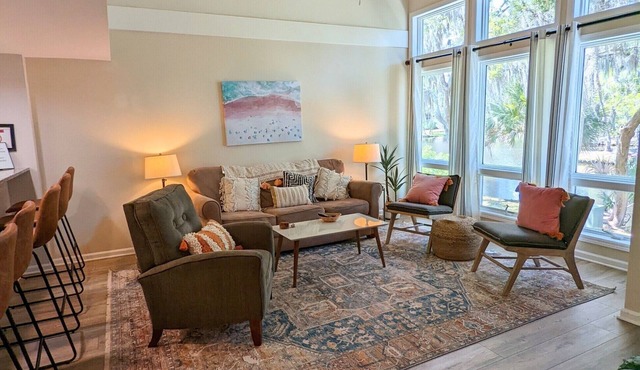 Updated Lagoon View TH, 3 BR, 2.5 BA, Sleeps 8-Amenities Pass Included-Golf Cart