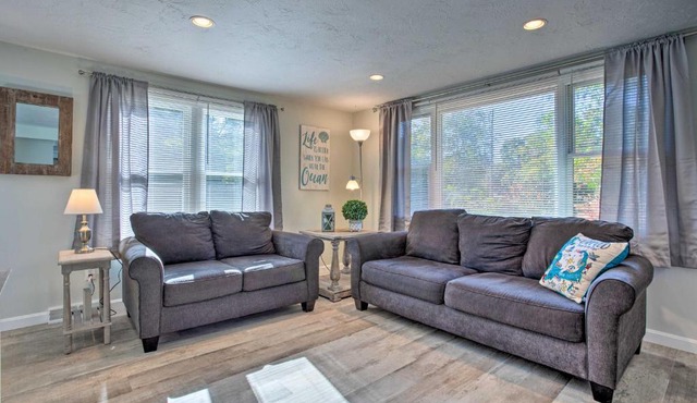 Updated Plymouth Home < 2 Miles to Waterfront!