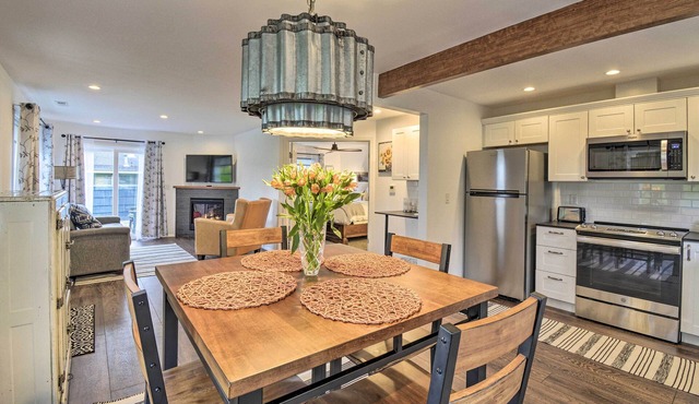 Updated Port Orchard Home, Walk to Waterfront