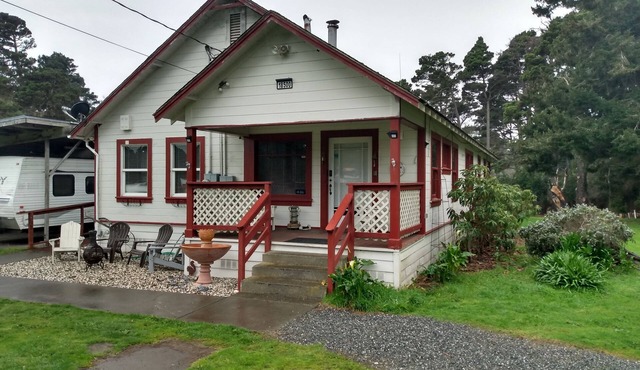 Updated Ranchhouse, large yard & rear deck.