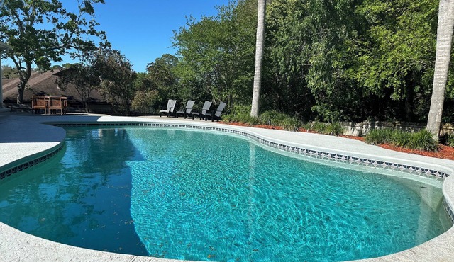 Updated Retreat-Quiet Pool Home 6 Miles to the Ocean, 1 Mile to Hiking-Sleeps 6