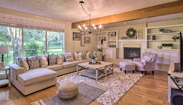 Updated Richmond Escape w/ Pool + Guest House