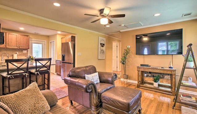 Updated Savannah Hideaway w/Luxury Backyard!