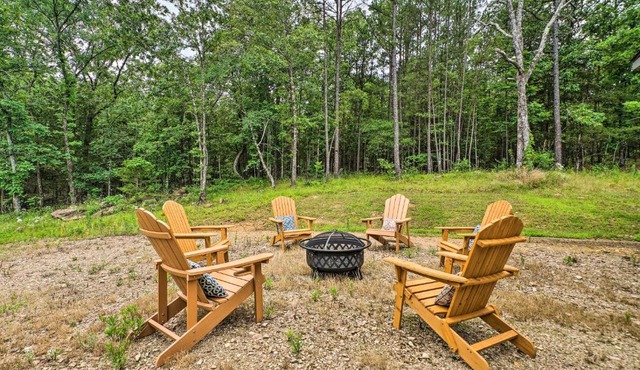 Updated Tuskahoma Cabin w/Fire Pit & Deck!