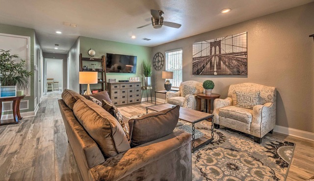 Updated Uptown Dallas House - 2 Miles to Downtown!