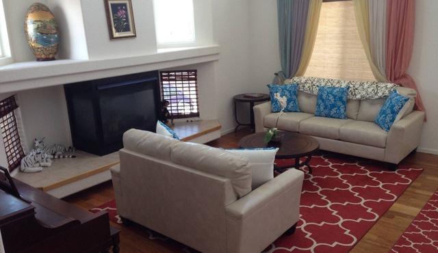 Updated Urban Retreat Near DIA