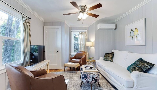 Updated, Wi-Fi, Coffee, Kitchen, Comfortable Bed