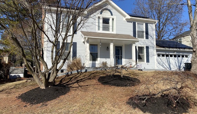 Upgraded, beautiful 4 BD Colonial in Silver Spring home
