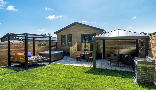 Upgraded for 2025 – Now with Air Hockey/Pool/Table Tennis Combo and Dartboard.