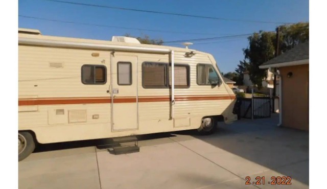 Upgraded Motorhome with Outside Patio